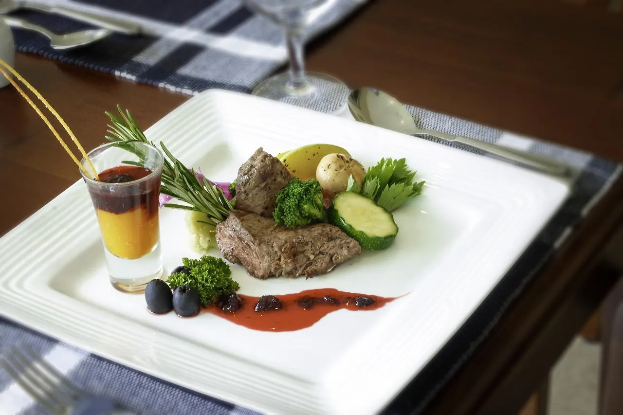 Kings Pavilion Luxury Hotel - Level 1 Certified Kandy