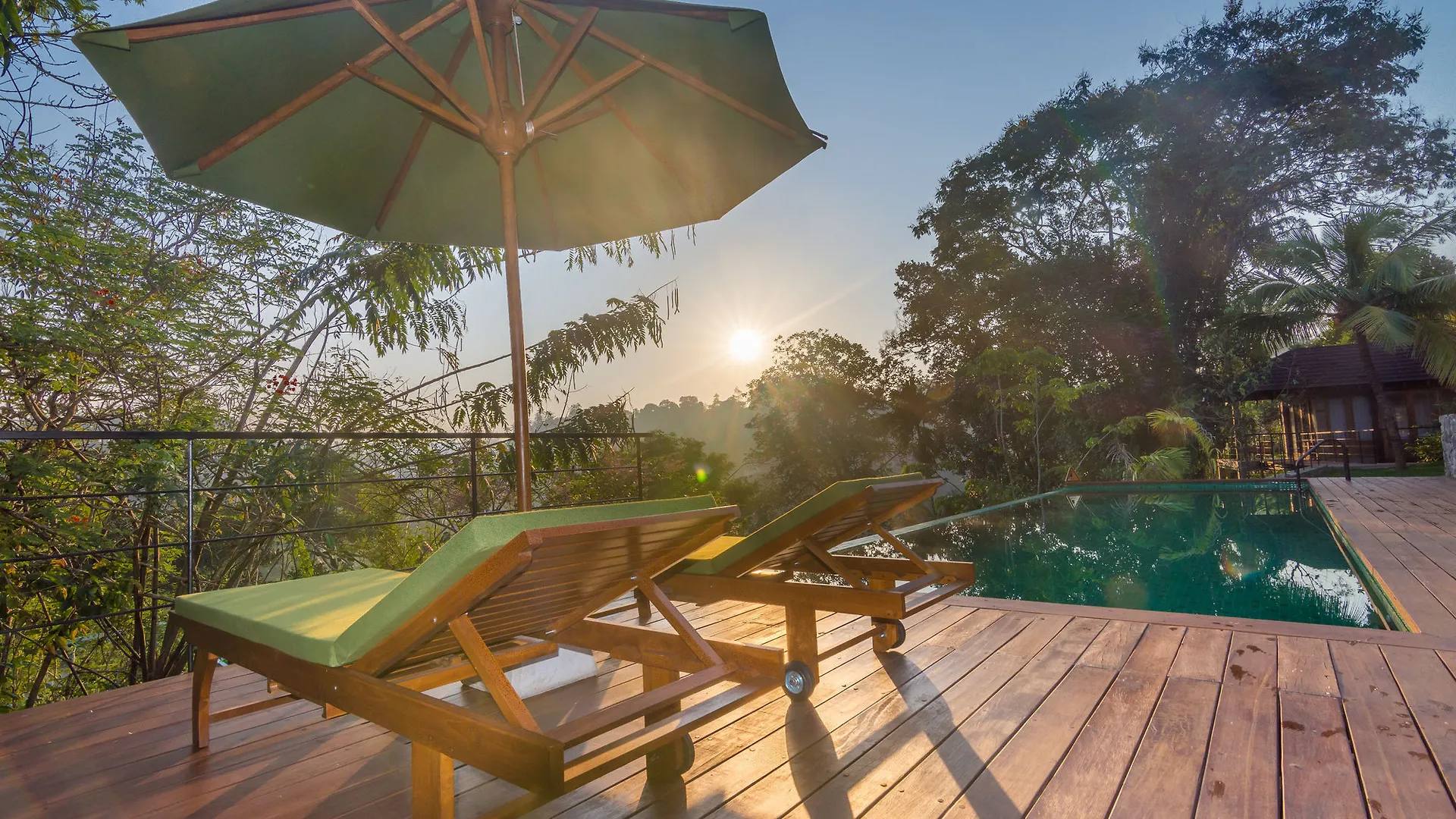 Kings Pavilion Luxury Hotel - Level 1 Certified Kandy