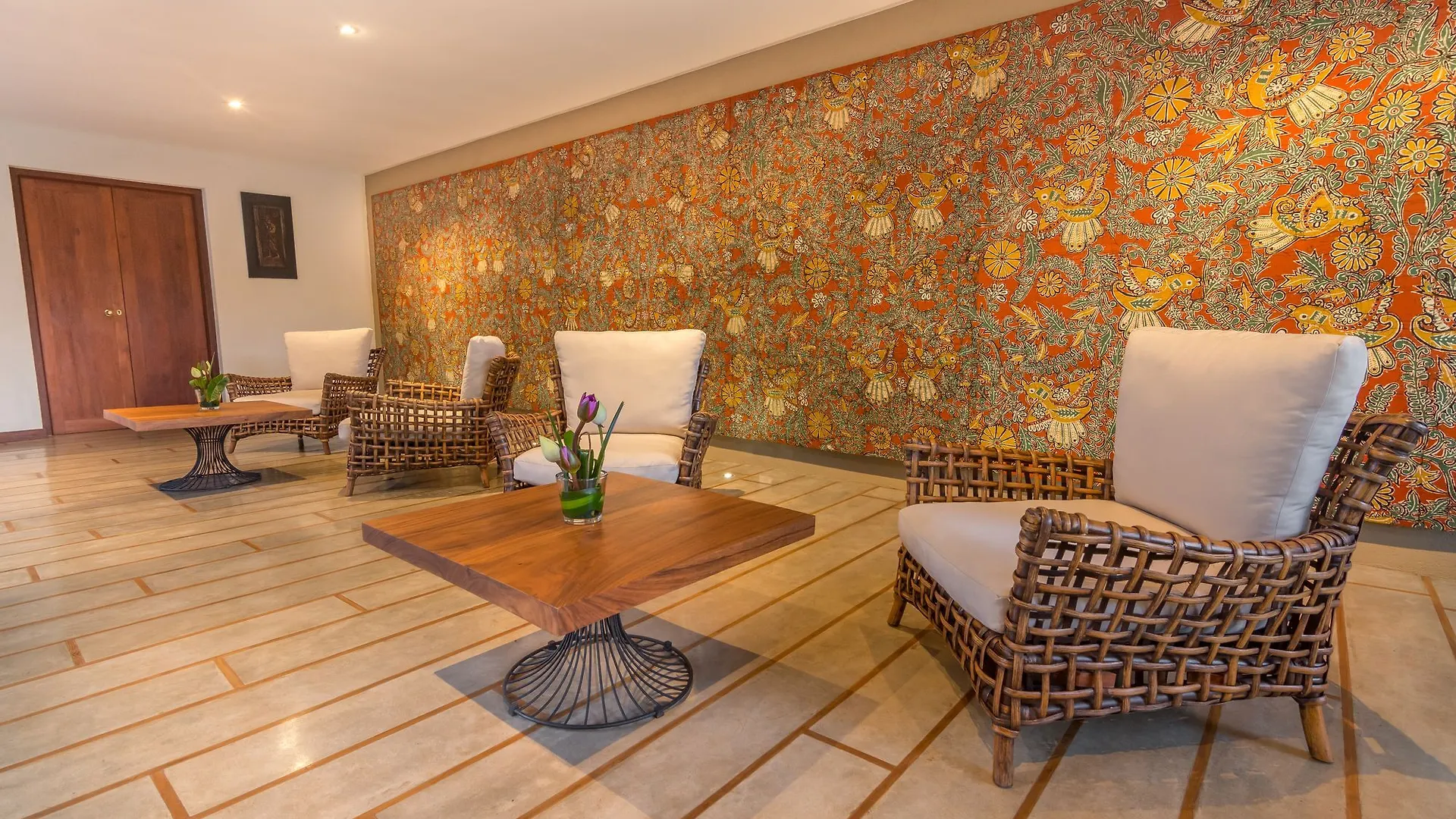 Kings Pavilion Luxury Hotel - Level 1 Certified Kandy Sri Lanka