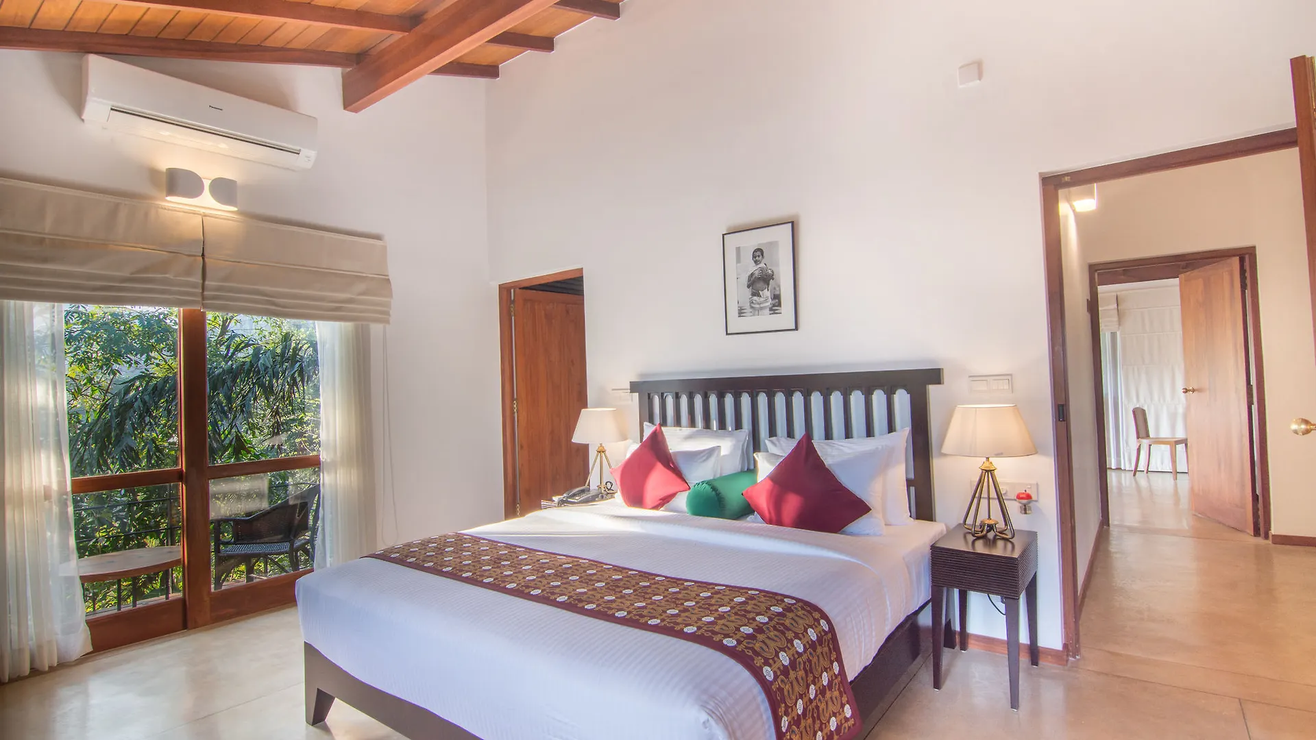 Kings Pavilion Luxury Hotel - Level 1 Certified Kandy