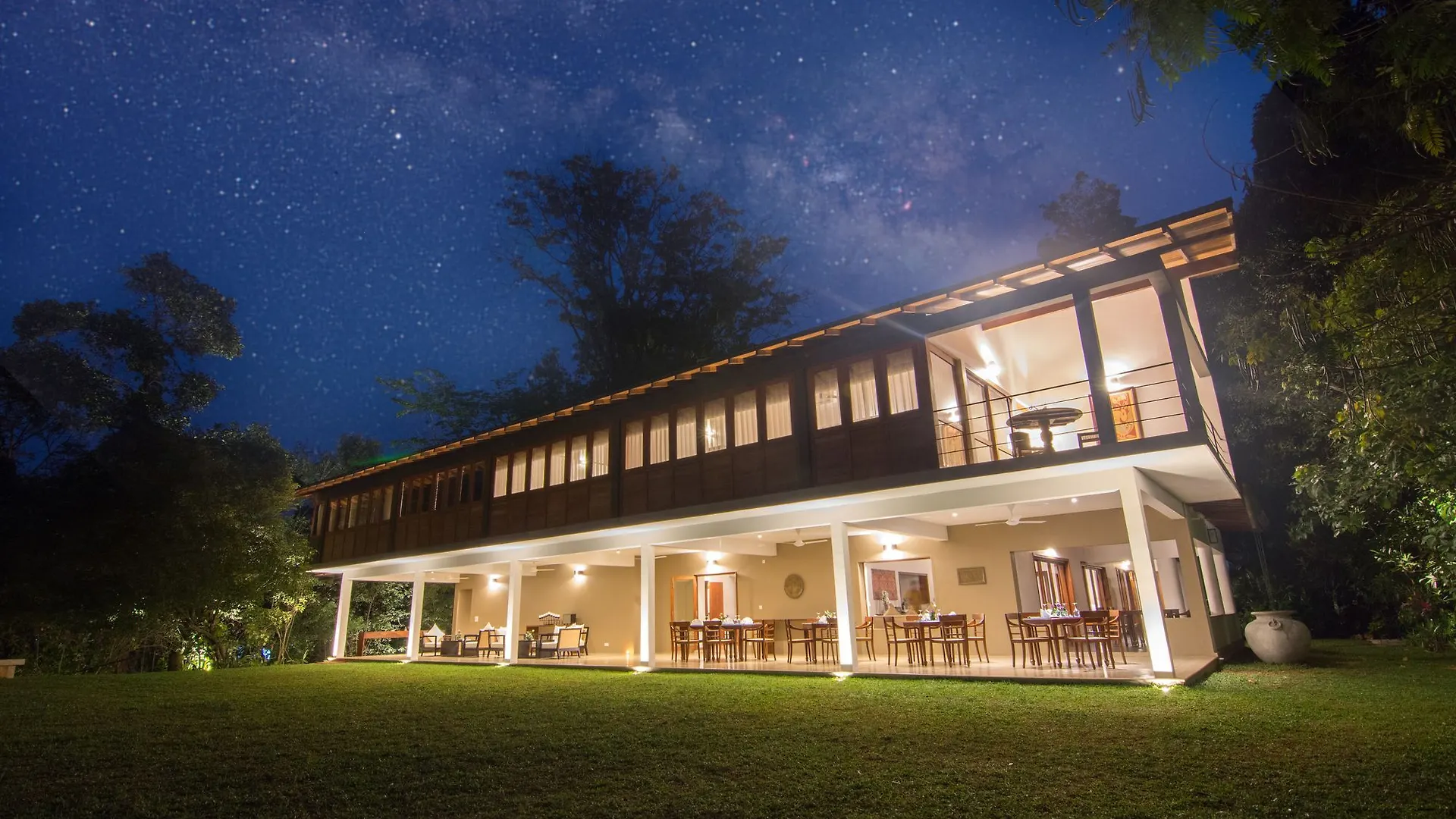 Kings Pavilion Luxury Hotel - Level 1 Certified Kandy 5*,  Sri Lanka